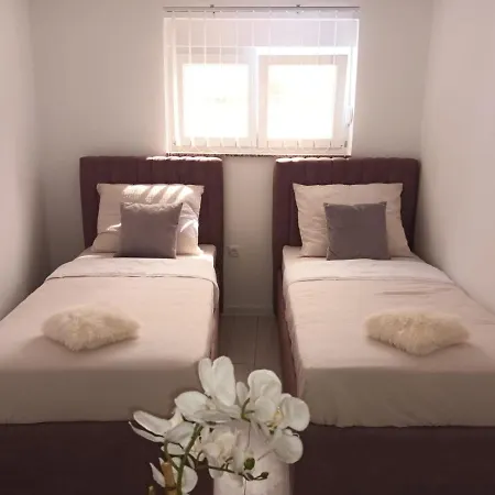 Blue Lake, - Makarska Apartment Imotski