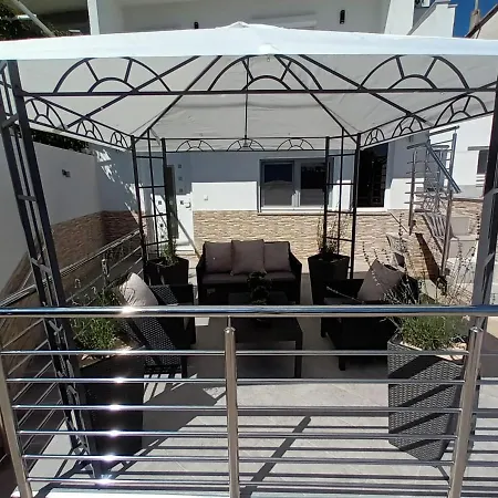 Blue Lake, - Makarska Apartment *
